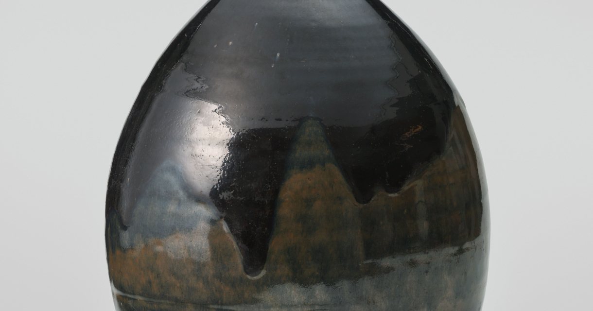 Vaas, China, Song-dynastie (960-1279), hoogte 30,9 cm, aardewerk Vaas, China, Song-dynastie (960-1279), hoogte 30,9 cm, aardewerk