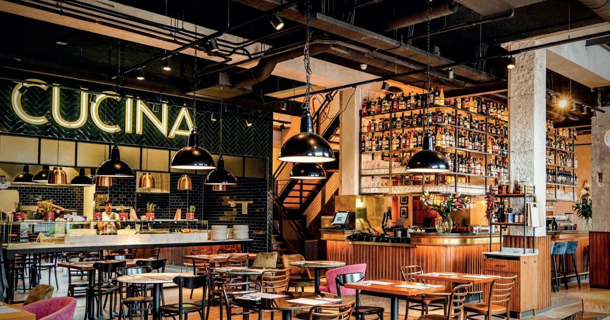 L'Osteria staat bekend om de beste pizza en pasta d’amore L'Osteria staat bekend om de beste pizza en pasta d’amore