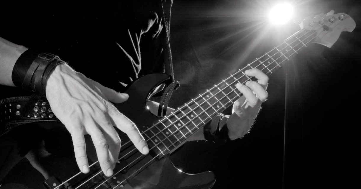 Tijdens het POPcafé treden meerdere bands uit Leidschendam- Voorburg op in Theater Ludens in Voorburg. Tijdens het POPcafé treden meerdere bands uit Leidschendam- Voorburg op in Theater Ludens in Voorburg.