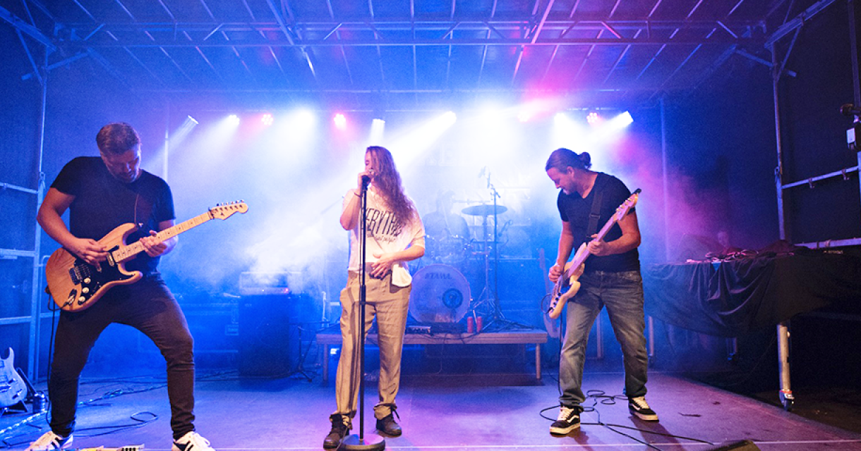 TRIBUTE TO LED ZEPPELIN & ROCK AND SOUL BY NOUKED TRIBUTE TO LED ZEPPELIN & ROCK AND SOUL BY NOUKED