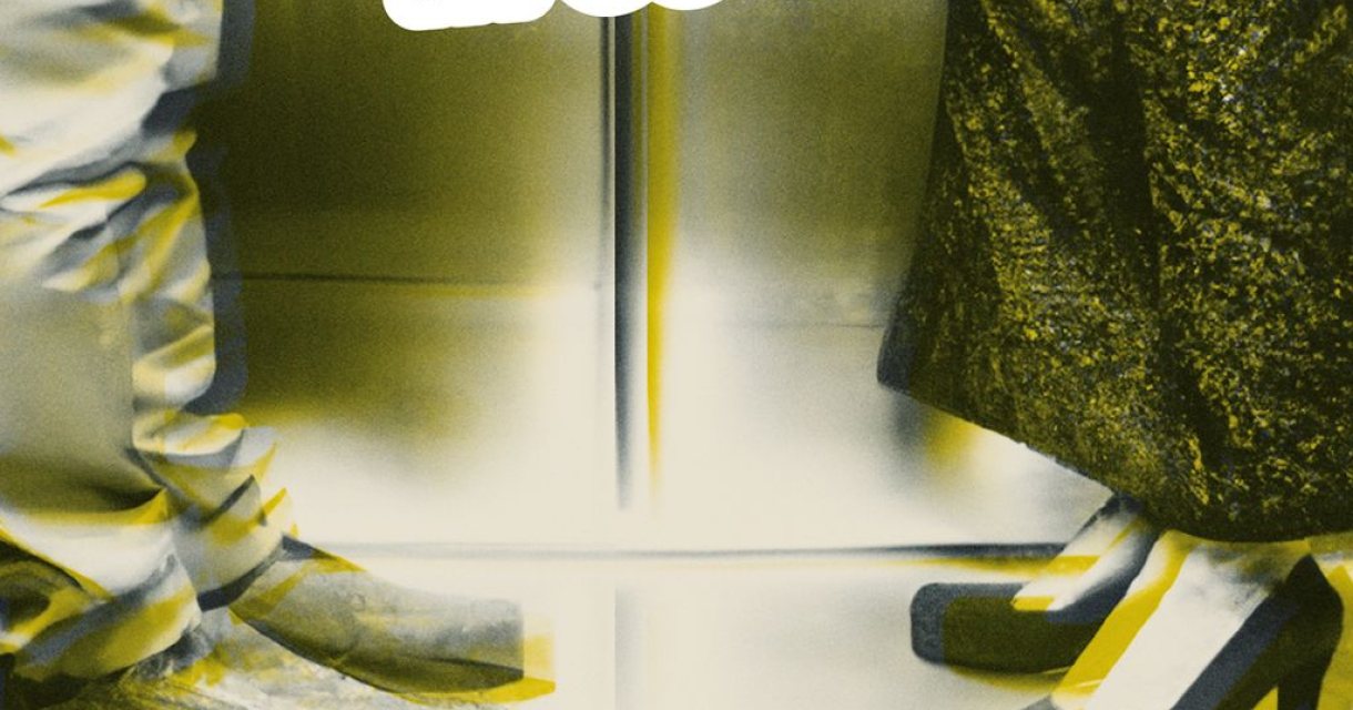 In De Lift is een tragikomische voorstelling waarin de wereld van een ambitieuze zakenvrouw samenkomt met die van een gevluchte jongeman. In De Lift is een tragikomische voorstelling waarin de wereld van een ambitieuze zakenvrouw samenkomt met die van een gevluchte jongeman.