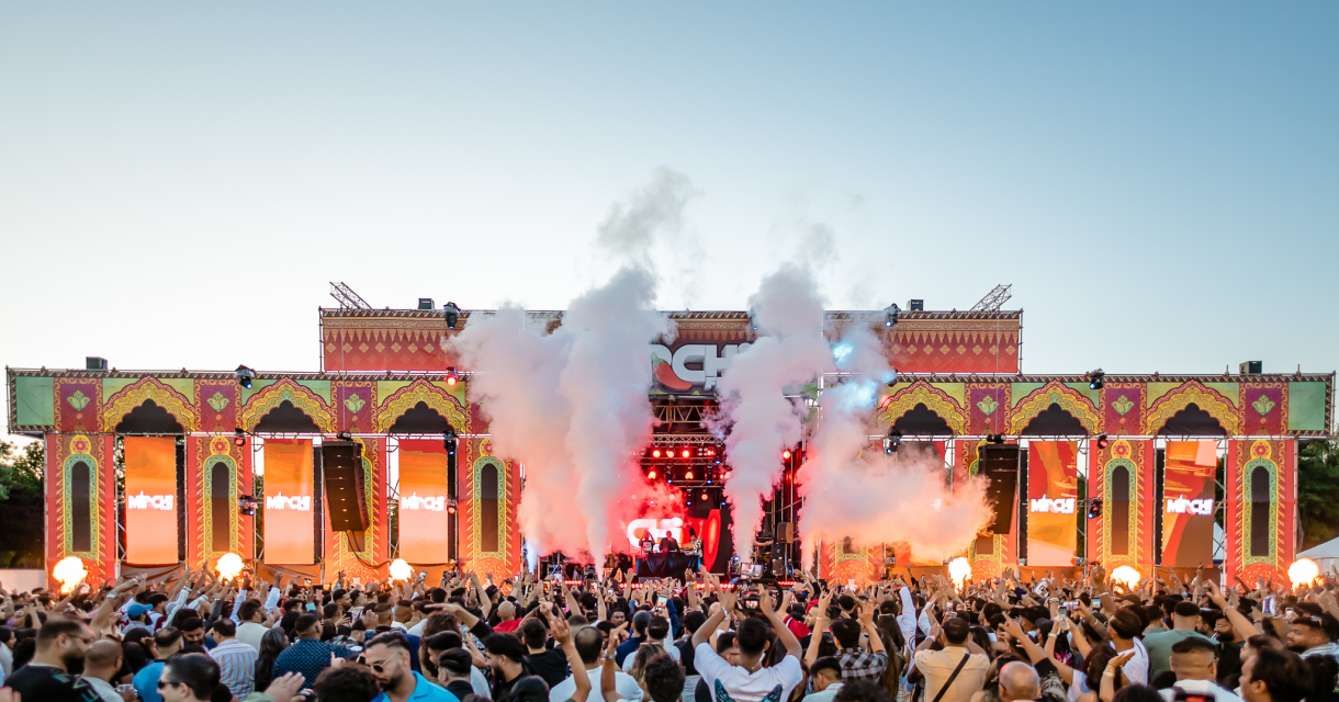 Festival Mirchifest is een sprankelend evenement, bekend als het allereerste Desi/Hindi Muziekfestival (c) MirchiFest 