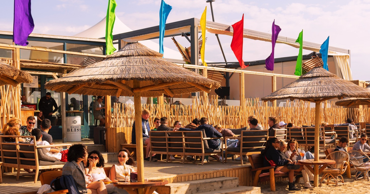 Boomerang Beach Club & Lounge Boomerang Beach Club & Lounge
