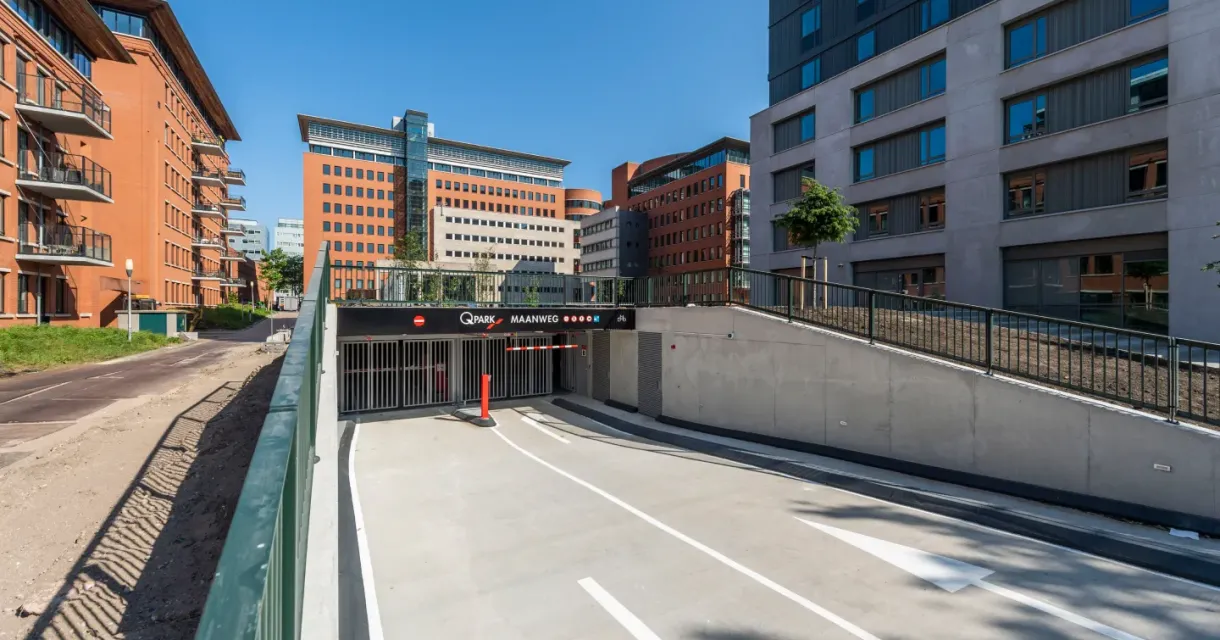 Ingang van parkeergarage Q-Park Maanweg (c) Q-Park 