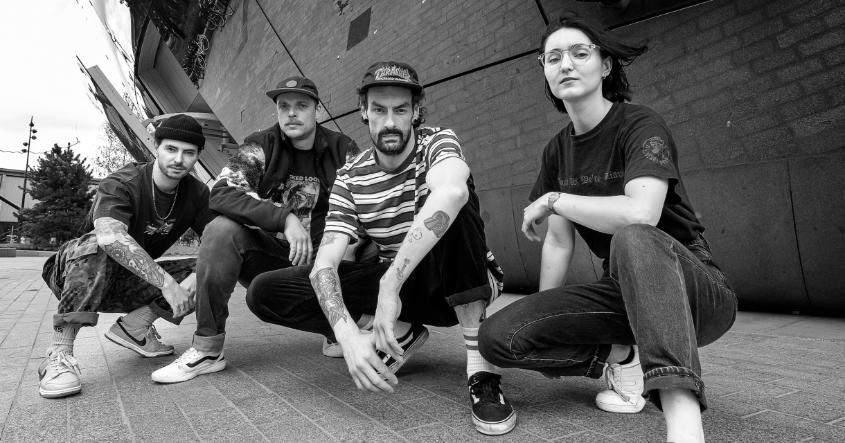 Zwart-wit bandfoto Tigerknife uit Rotterdam.