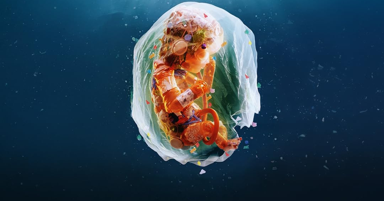 Foetus omhuld door plastic en microplastics (c) Prime Video Foetus omhuld door plastic en microplastics (c) Prime Video