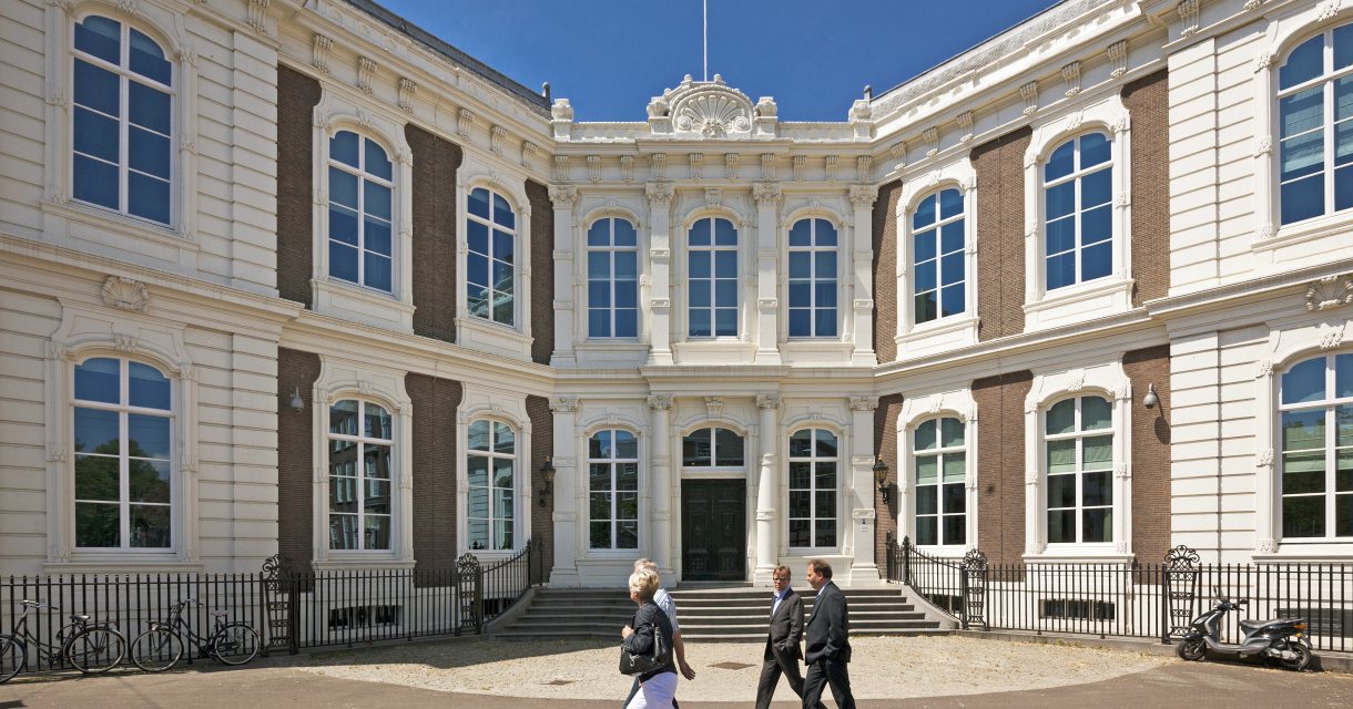 Paleis Kneuterdijk Paleis Kneuterdijk