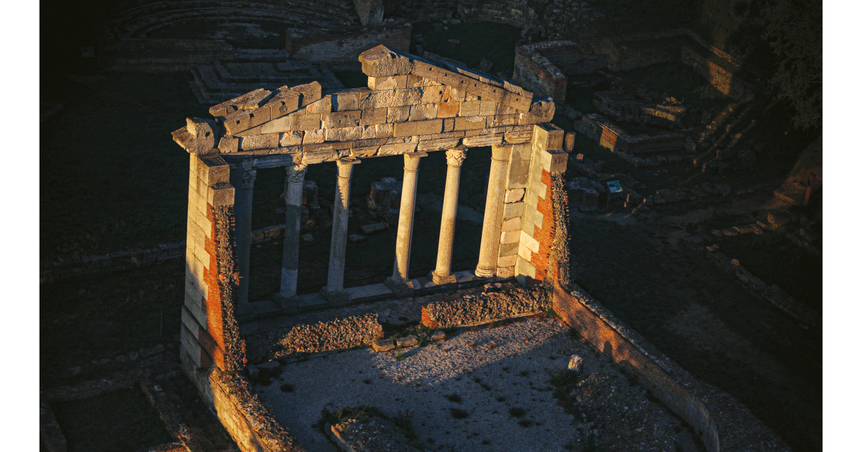 Albanië vanuit de Lucht: Cultureel Erfgoed door Alket Islami