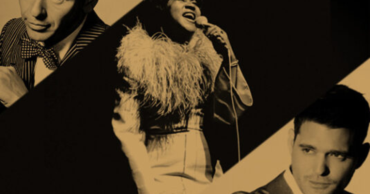 Drie zangers in sepia-tonen, elk in een eigen pose.