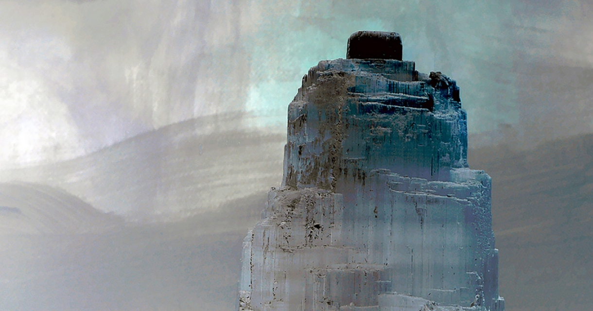 Abstract depiction of a mountainous structure