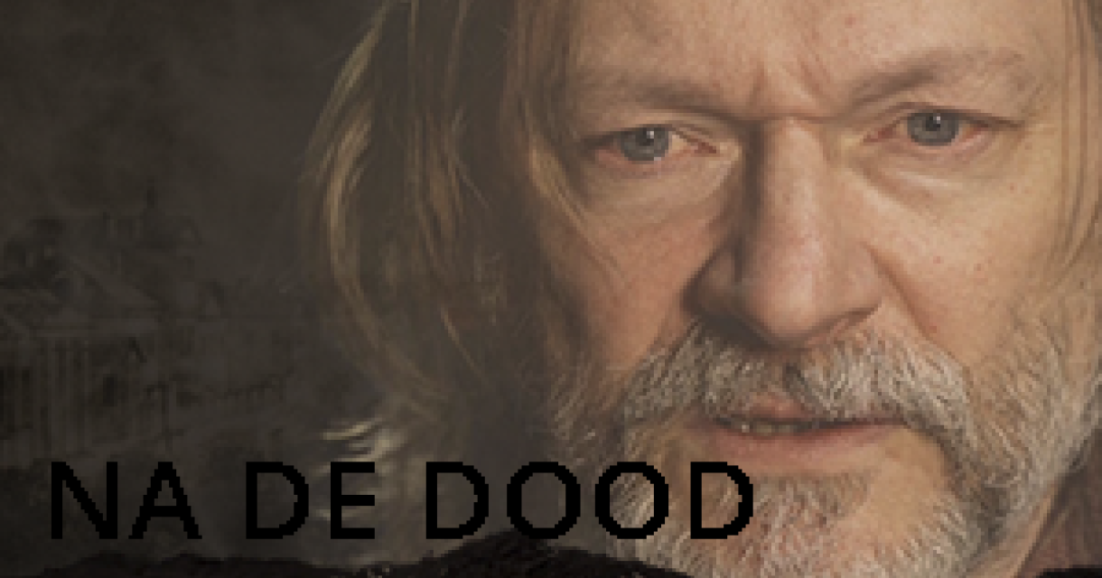 Potret van een man met lang haar en ringbaard en snor