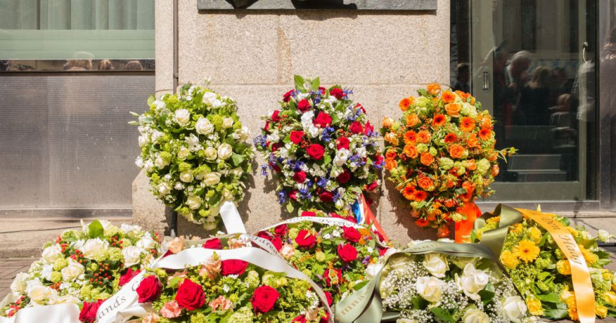 Dodenherdenking Nieuwspoort Dodenherdenking Nieuwspoort
