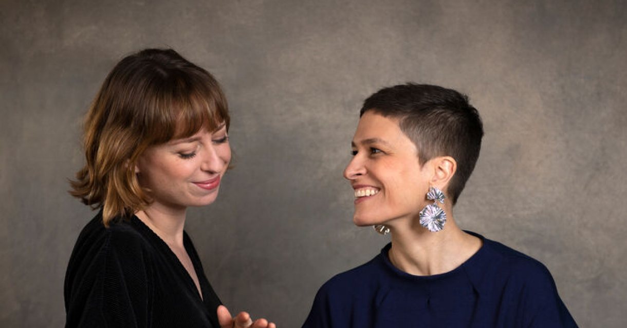 Stephanie Struijk en Eva De Roovere - Overal kom ik thuis Stephanie Struijk en Eva De Roovere - Overal kom ik thuis