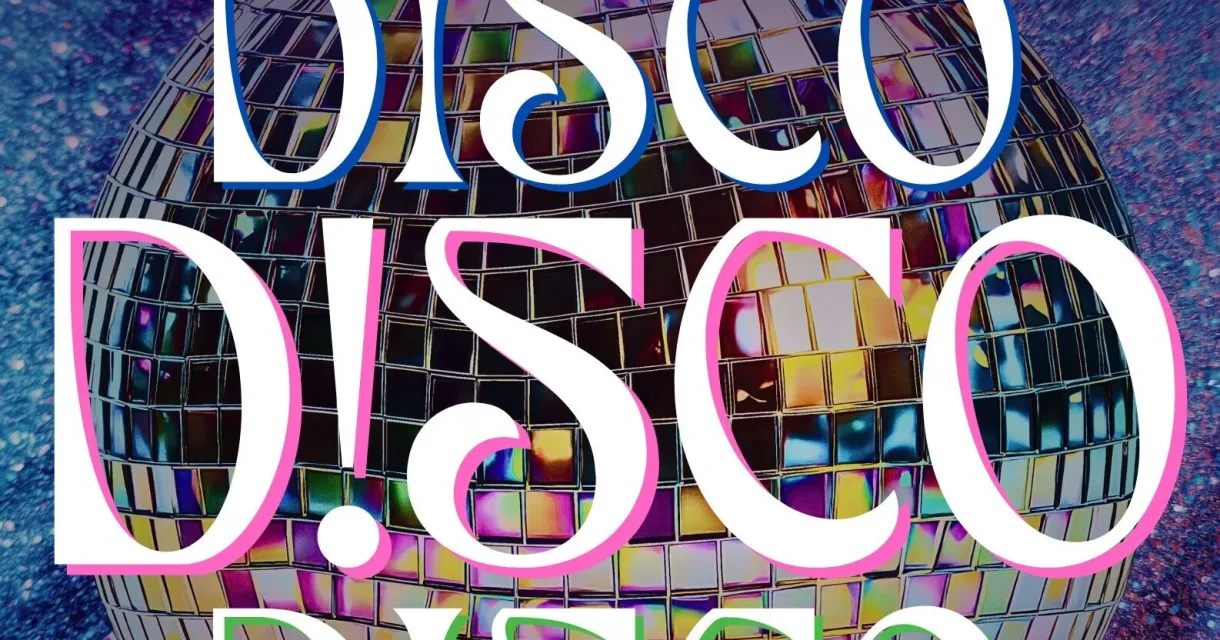 Discobal en glitteroutfits op de dansvloer bij D!Sco in De Boterwaag Den Haag