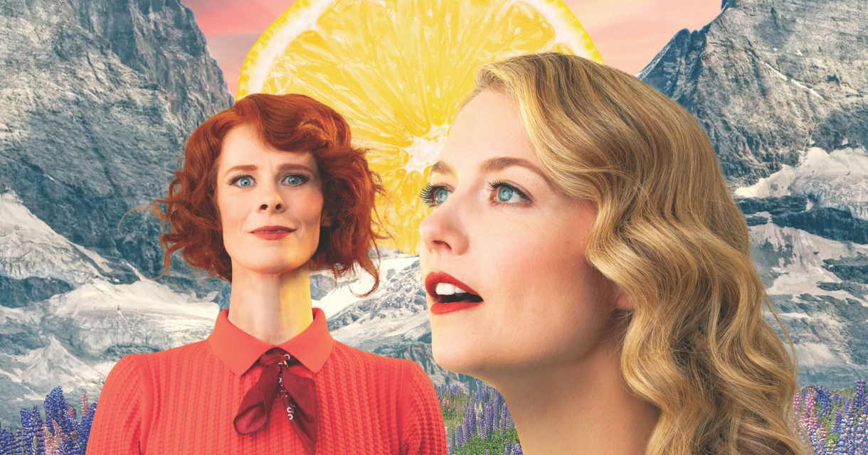 Yentl en de Boer zijn opgenomen in een collage. De boer draagt een oranje blouse met rood sjaaltje. Rechts van haar staat een close-up van Yentl met rode lippenstift. Op de achtergrond staan bergen en een citroenschijf als zon. Yentl en de Boer zijn opgenomen in een collage. De boer draagt een oranje blouse met rood sjaaltje. Rechts van haar staat een close-up van Yentl met rode lippenstift. Op de achtergrond staan bergen en een citroenschijf als zon.