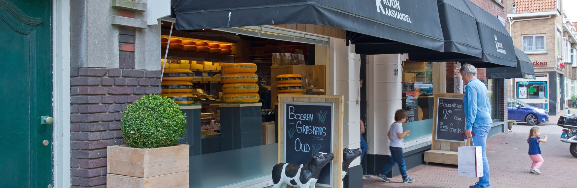 De kaaswinkel in de Van Hoytemastraat