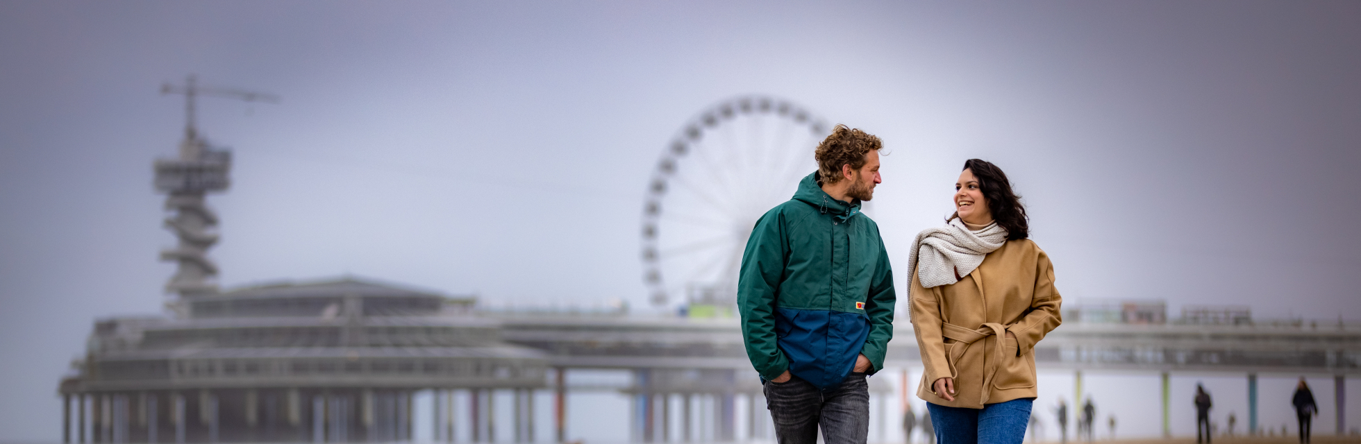 Uitwaaien in de winter op het strand van Scheveningen