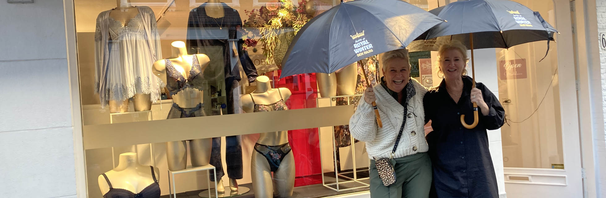 Have a Royal winter paraplu's