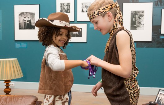 Museumnacht Kids Den Haag brengt cultureel vermaak voor kinderen tussen 4 en 12 jaar in zestien Haagse musea en culturele instellingen.