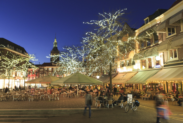 Grote Markt bij nacht