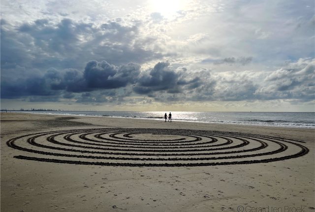 Gerard ten Broek - Strandkunstwerk