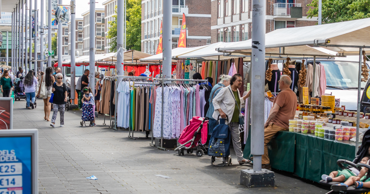 Neighborhood market Leyweg