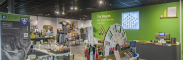 The Hague Info Store is 363 dagen in het jaar geopend voor de leukste artikelen en toeristische informatie 